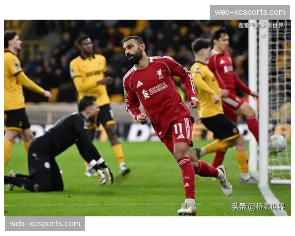 利物浦进攻套路过于依赖边路 中路渗透缺乏有效穿插跑动